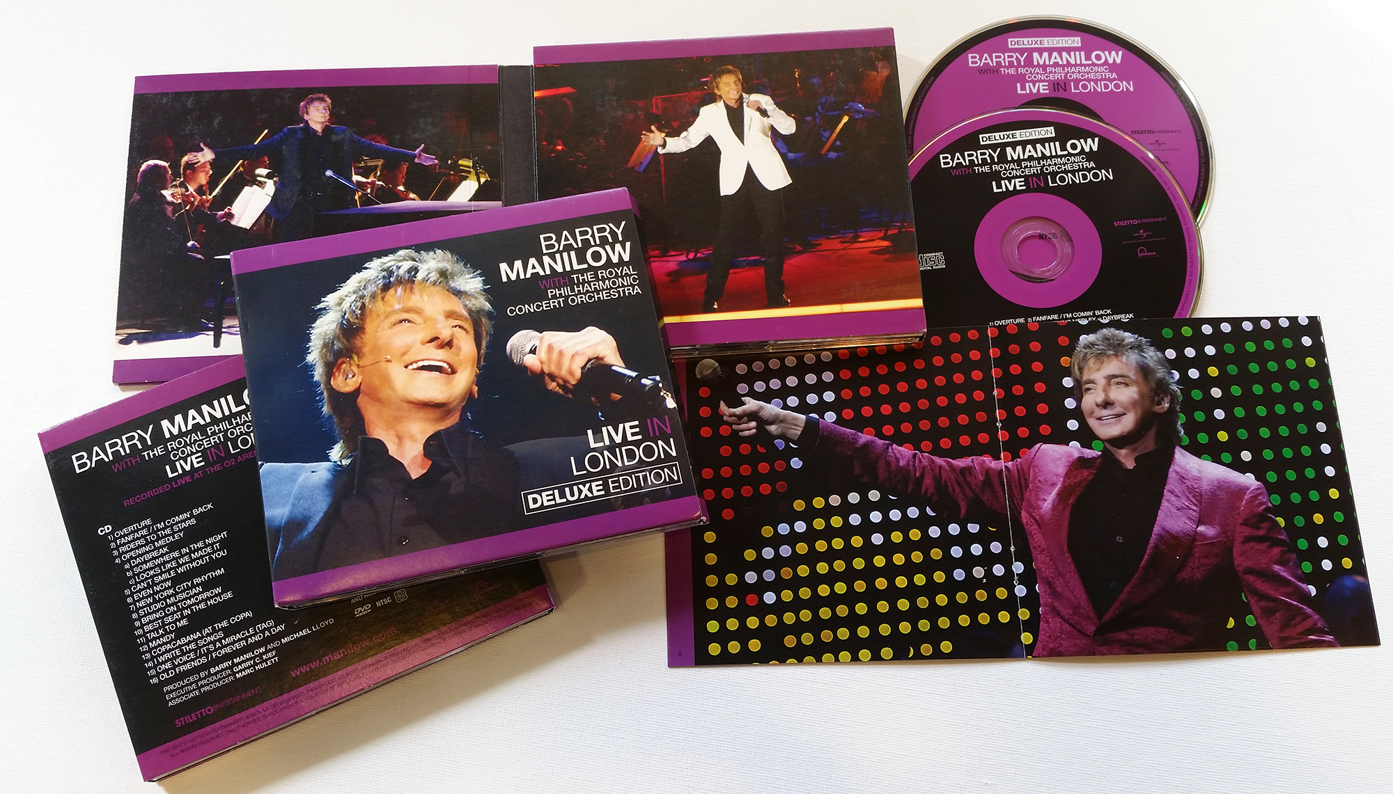 manilow-live-in-london-image